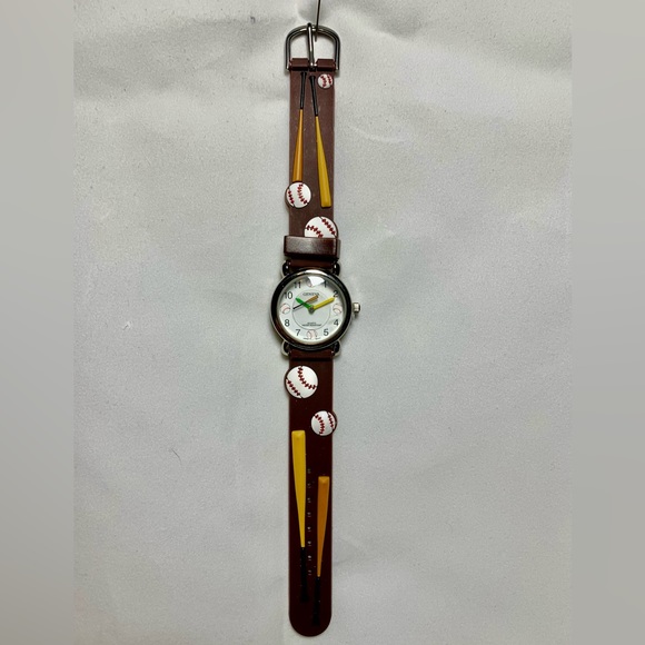 Boy Kids Watch (choose from 8 styles) - Picture 4 of 16